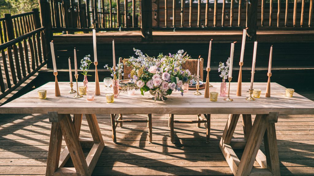 elopement dinner table