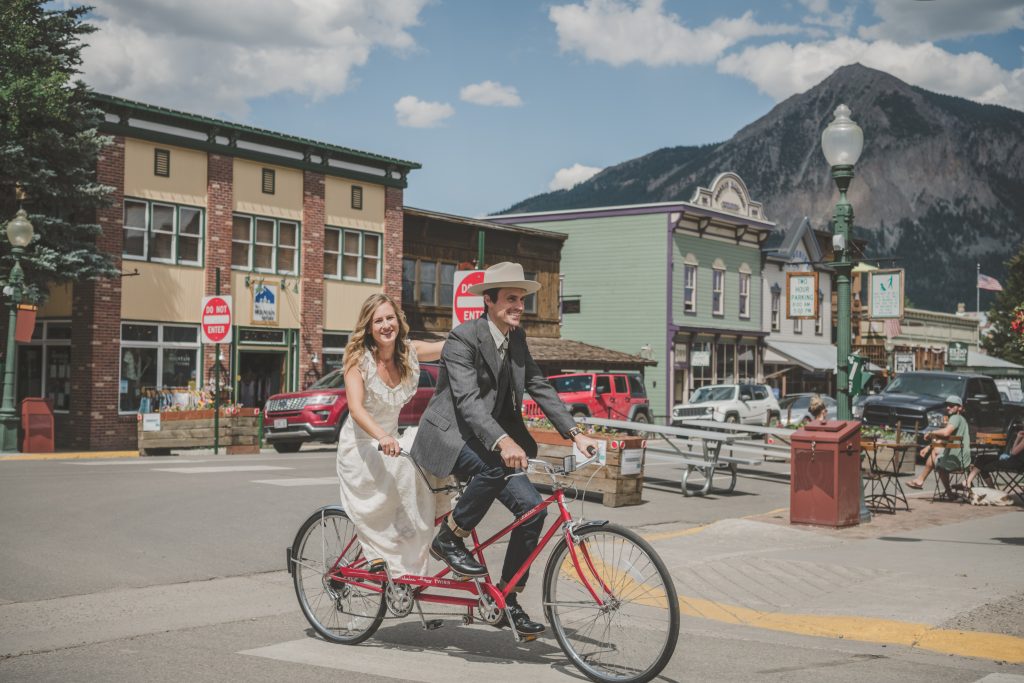 Crested Butte wedding with tandem bike